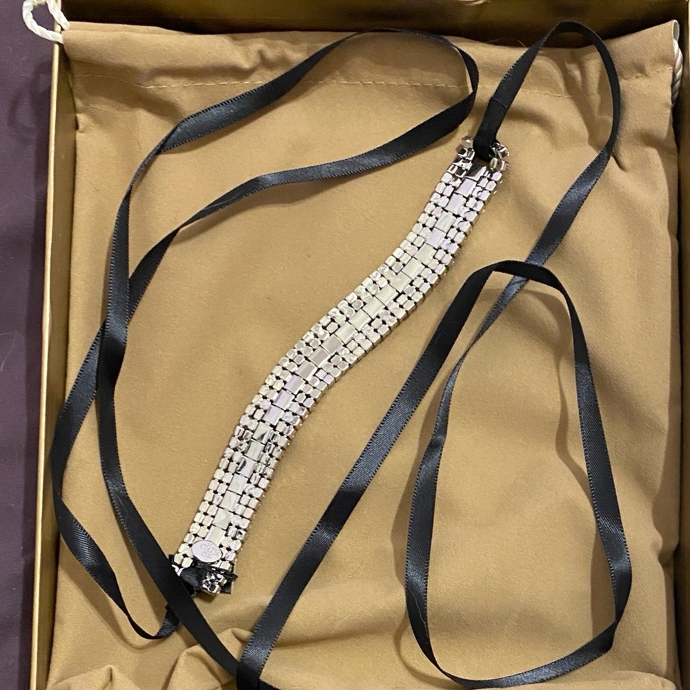 Elegant Black and Silver Women's Belt